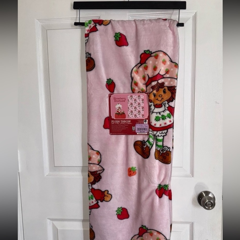Strawberry Shortcake Blanket
